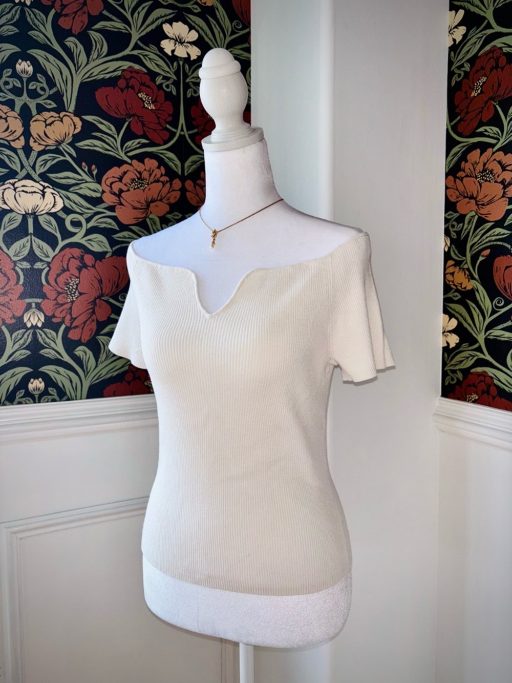 Ribbed V-Notch Bardot Top Quiet Luxury Old Money Balletcore - Picture 4 of 7